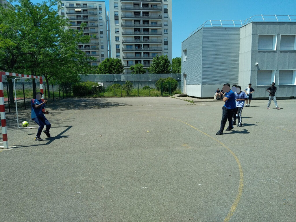 Tournoi de foot au collège Honoré de Balzac de Vénissieux