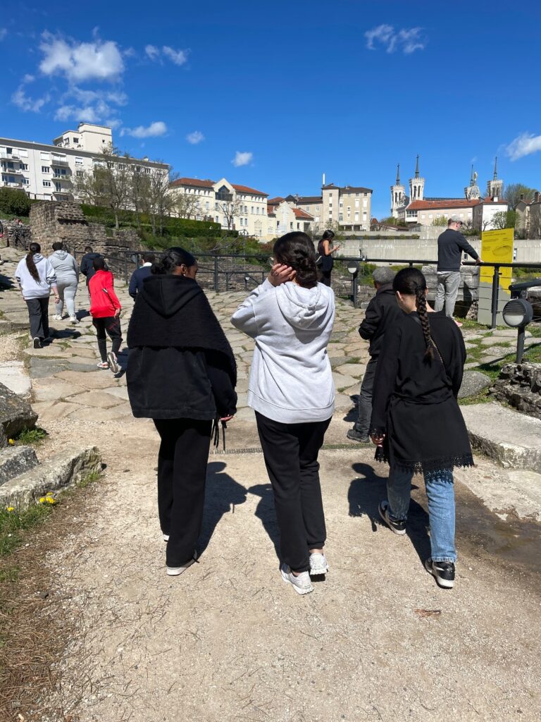 Les latinistes du collège Honoré de Balzac de Vénissieux se sont rendus à Lugdunum visiter l'exposition Brickius Maximus. 