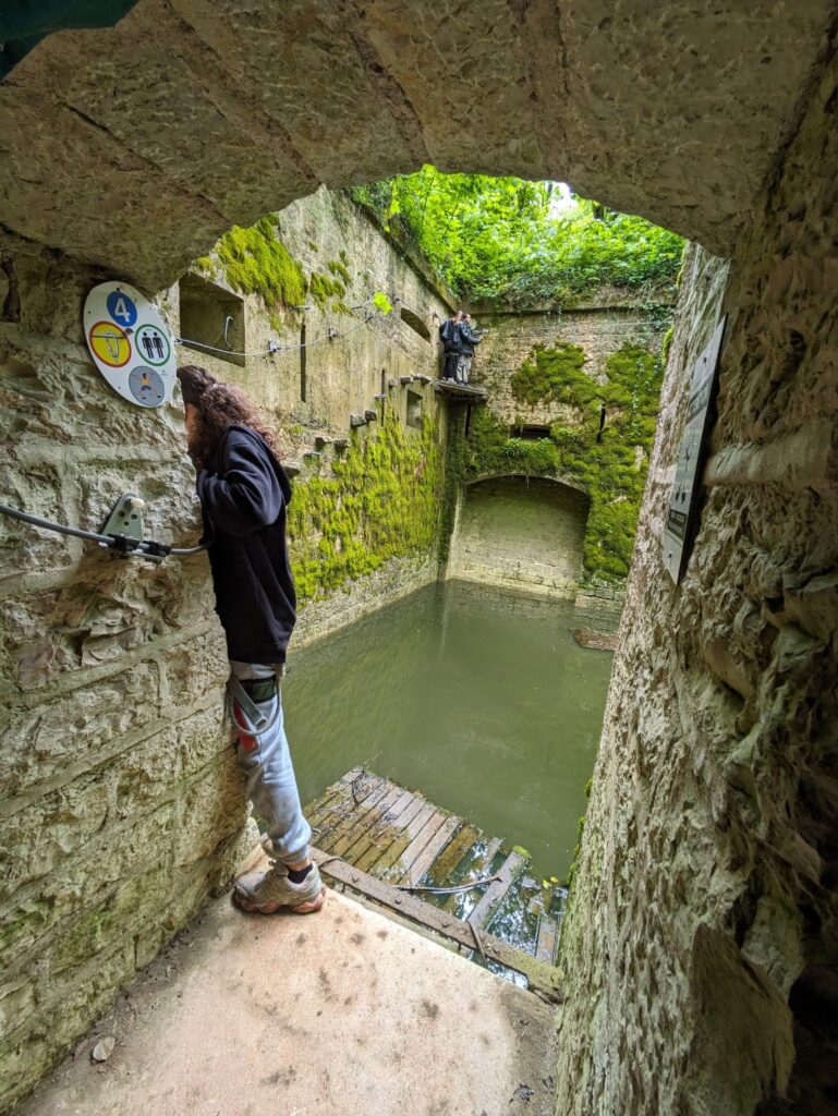 Début mai, les 6e sont sortis au fort de Vancia à l'occasion de leur cours d'EPS de Rillieux-la-Pape. 