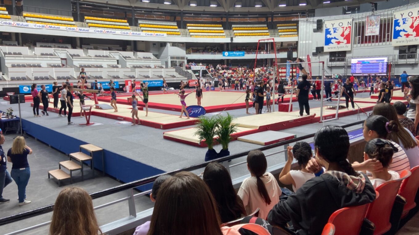 Les élèves du collège Honoré de Balzac ont assisté aux championnats de France de gymnastique organisés cette année à Lyon.