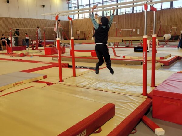 La journée du sport scolaire au collège Honoré de Balzac de Vénissieux.