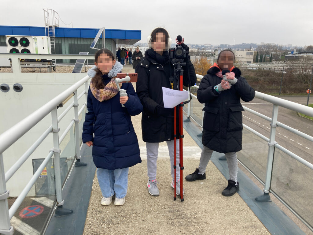 Les jeunes reporters pour l'environnement du collège Honoré de Balzac de Vénissieux ont réalisé leurs interviews. 