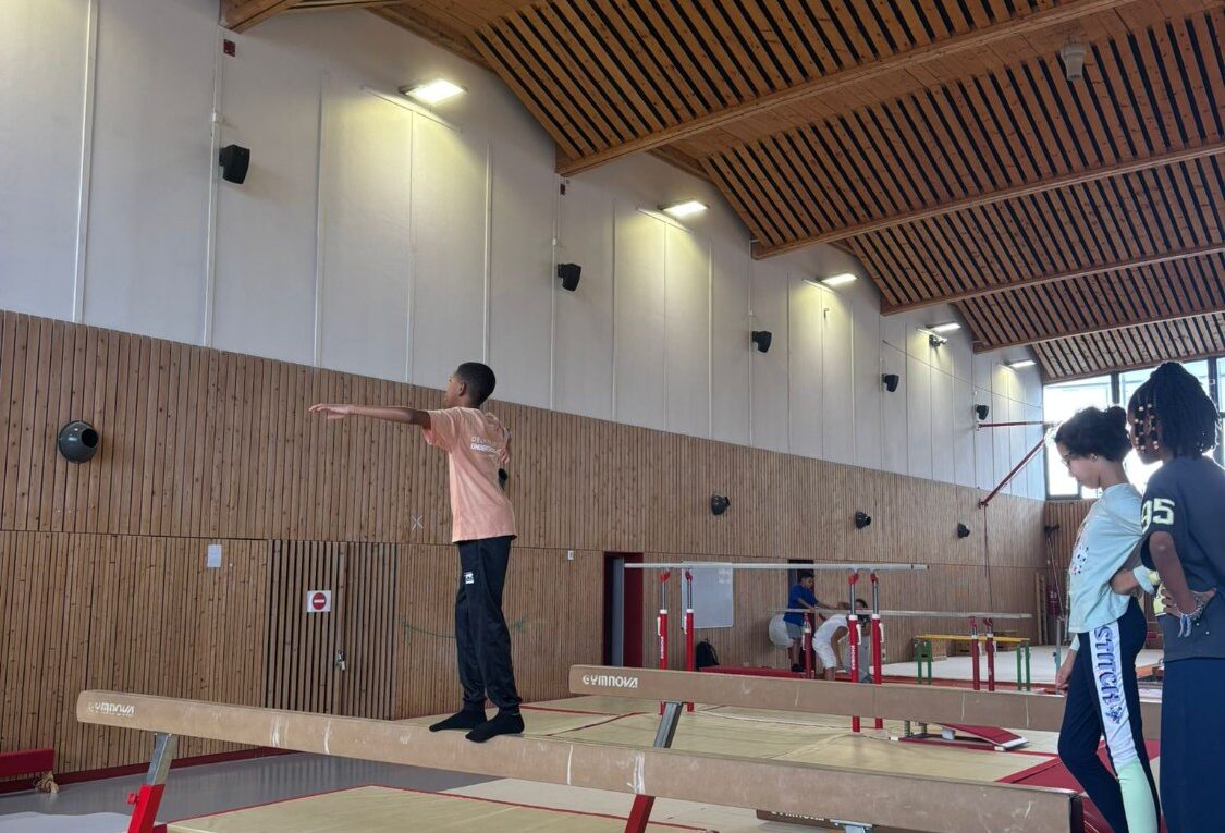 Le collège Honoré de Balzac de Vénissieux propose aux élèves de s'inscrire à l'Association sportive.