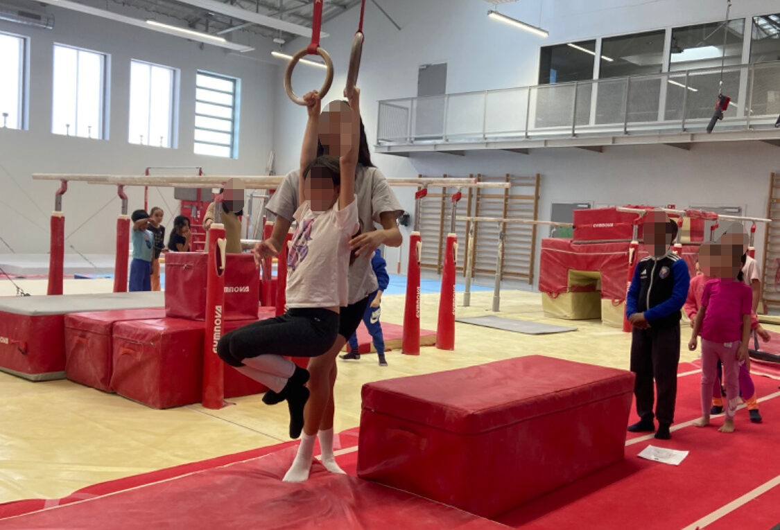 Les élèves du collège Honoré de Balzac de Vénissieux ont participé à la Semaine olympique et paralympique.