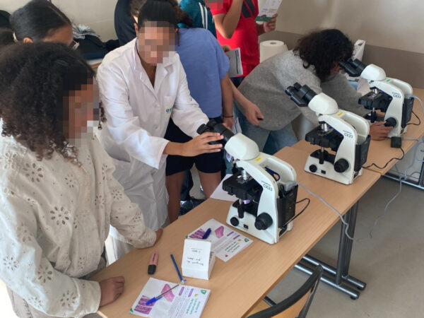 Les élèves de 4e du collège Honoré de Balzac de Vénissieux ont participé à un atelier pour la Fête de la science à l'UCLy.